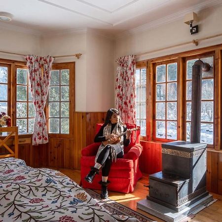 The Lama House By Veo - Part Of Stayvista Manāli Dış mekan fotoğraf